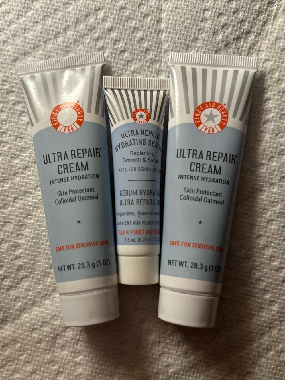First Aid Beauty Ultra Repair Cream Colloidal Oatmeal + Hydrating Serum